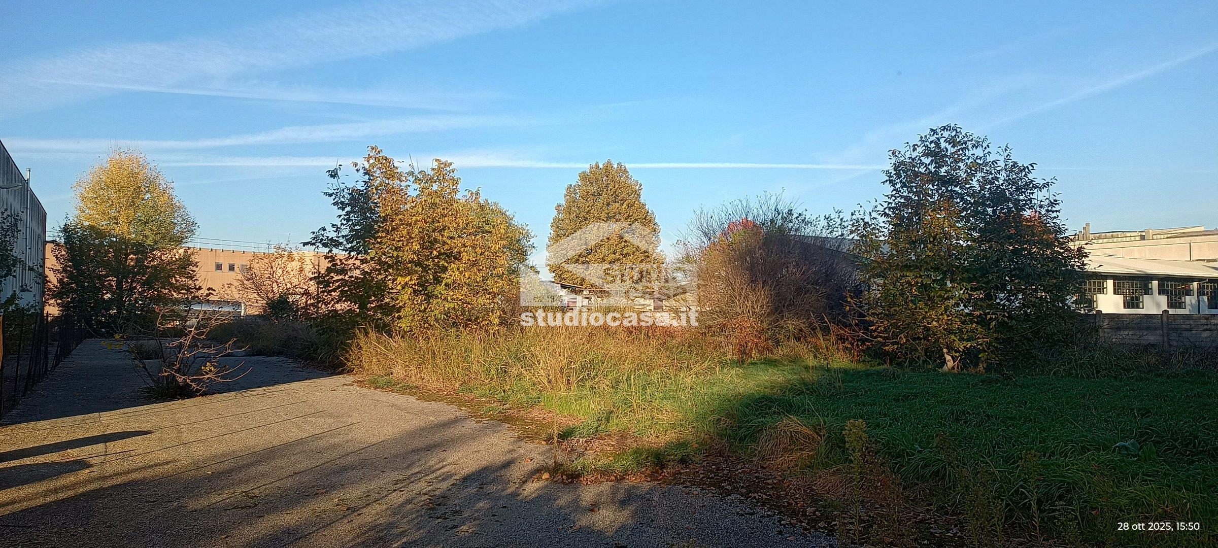 Terreno Industriale in vendita a Castelleone