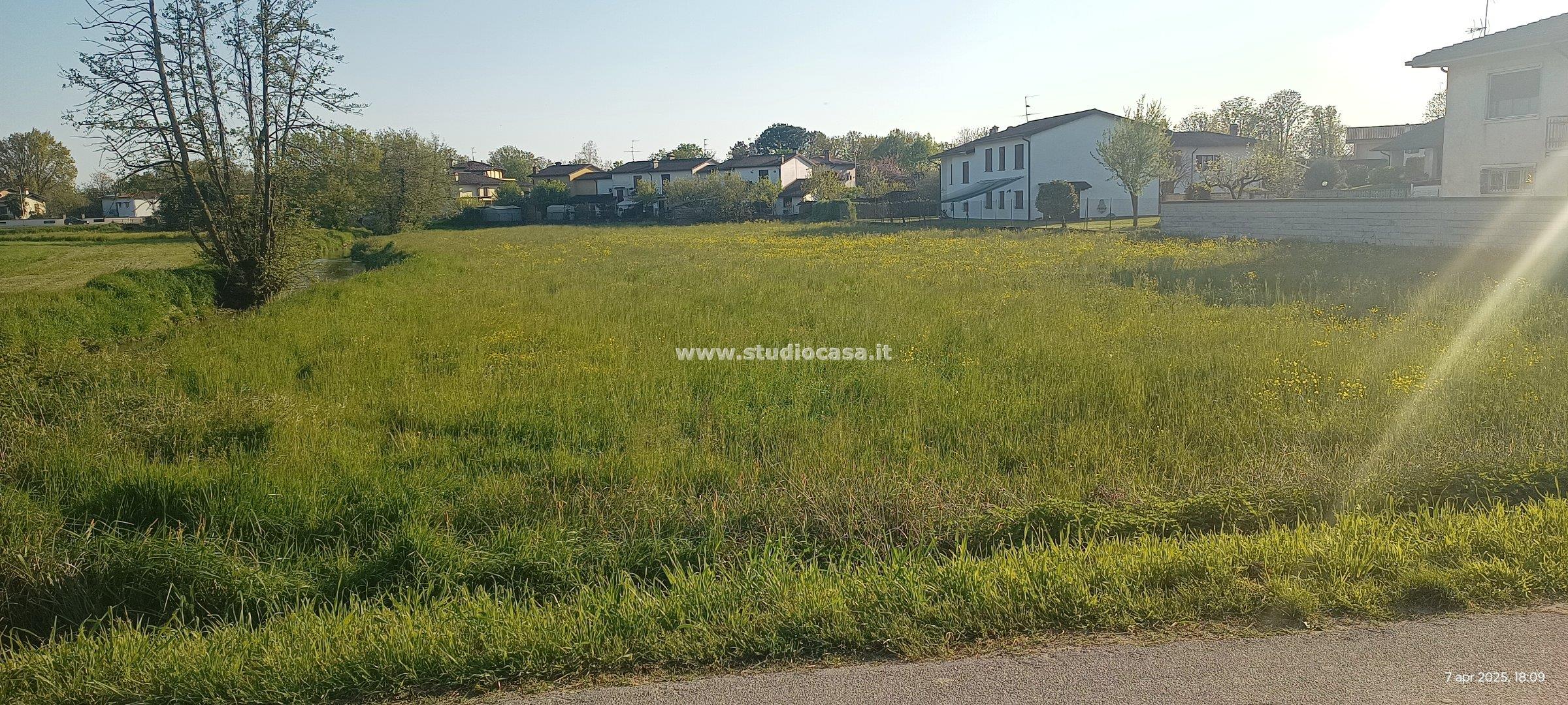 Terreno Residenziale in vendita a Castelleone