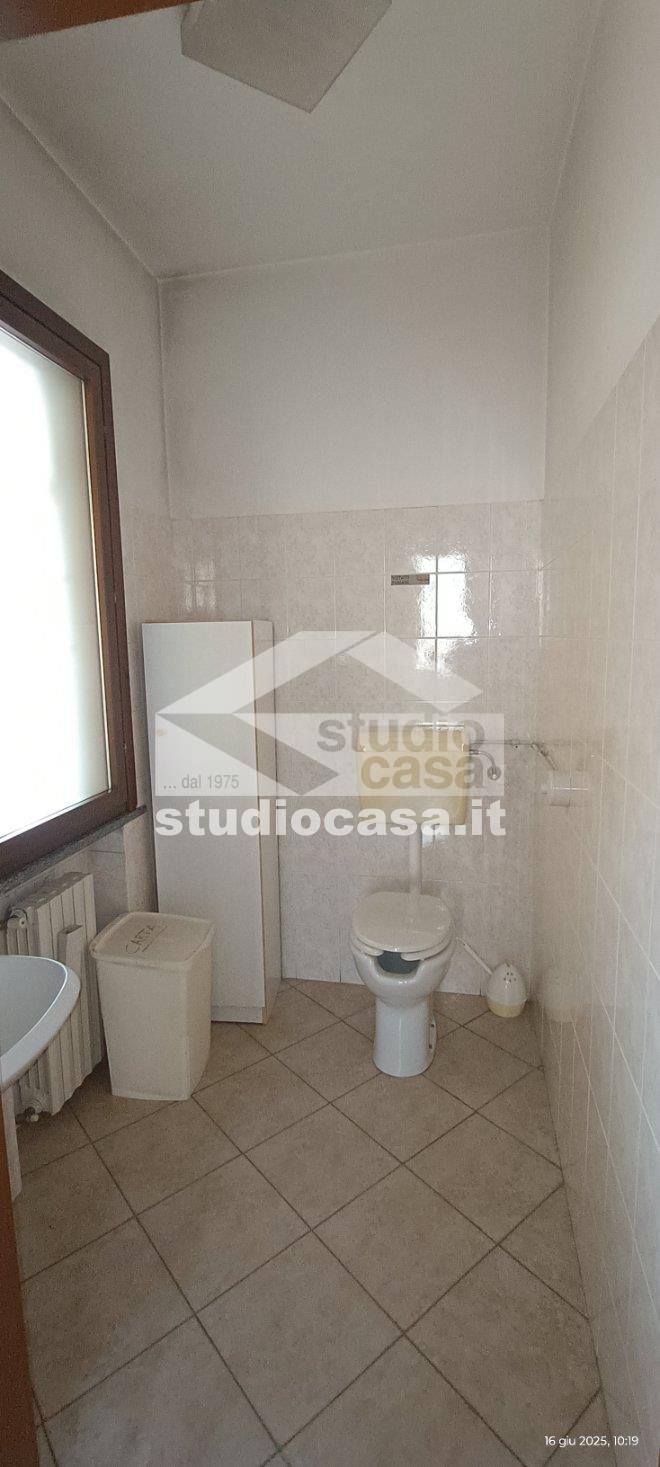 Studio in affitto a Castelleone
