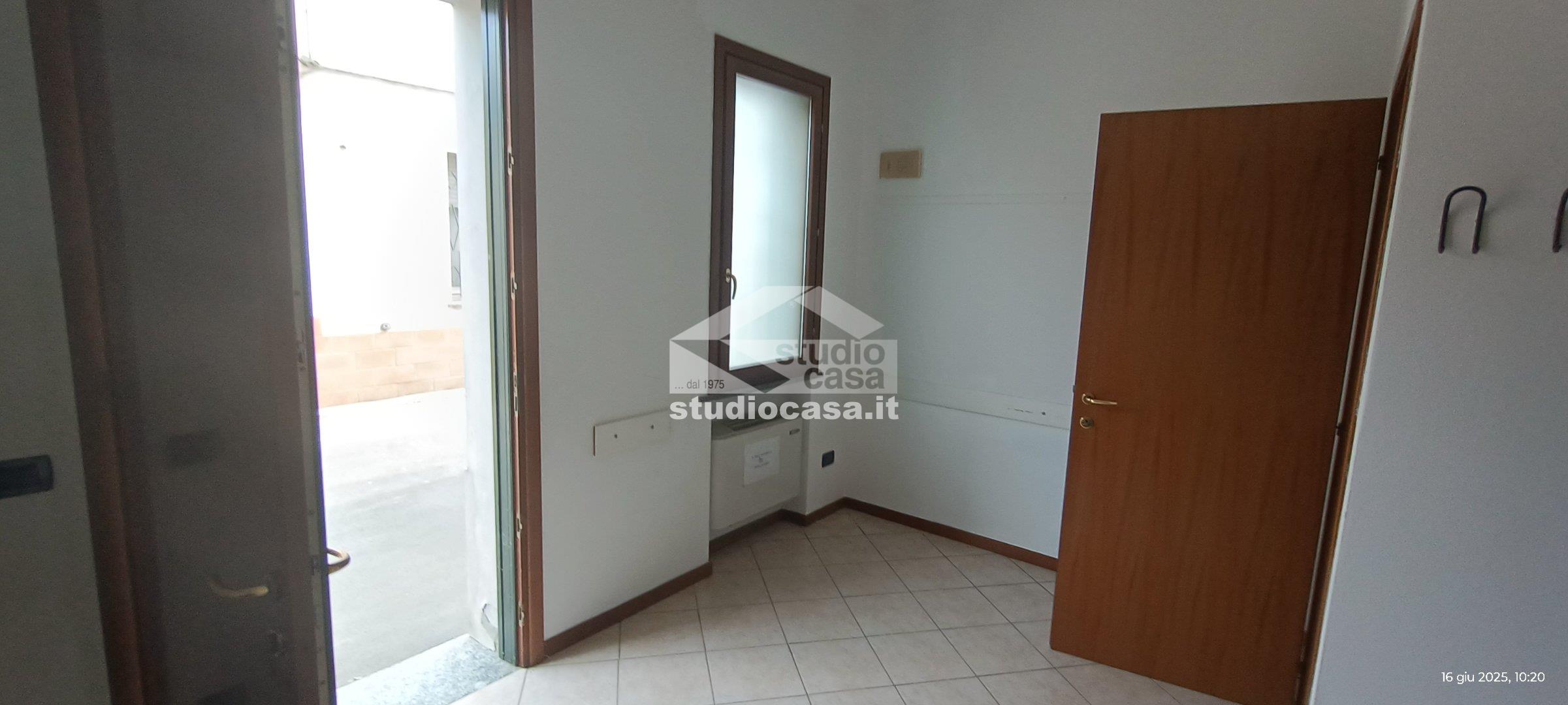 Studio in affitto a Castelleone