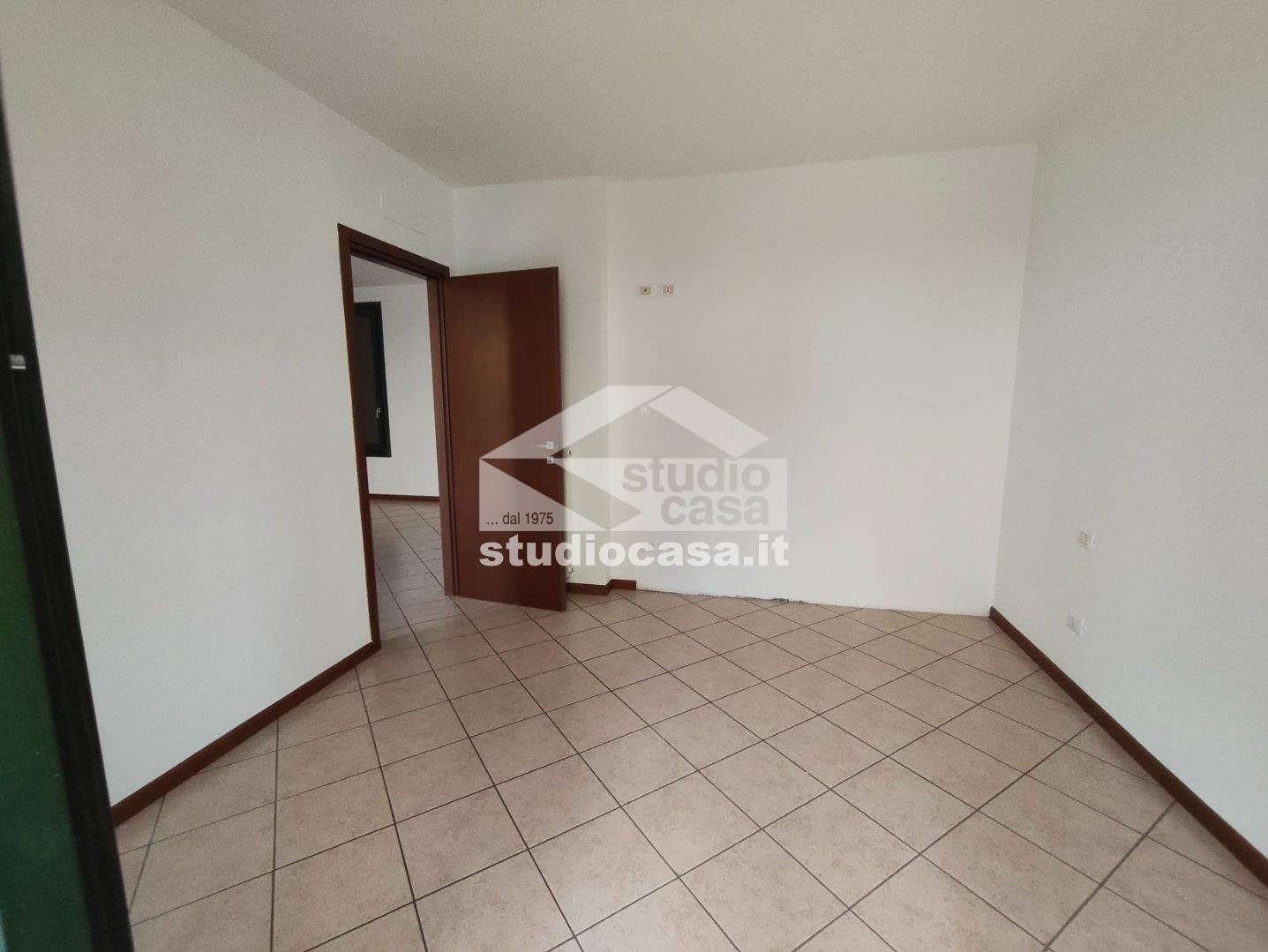 Appartamento in affitto a Castelleone