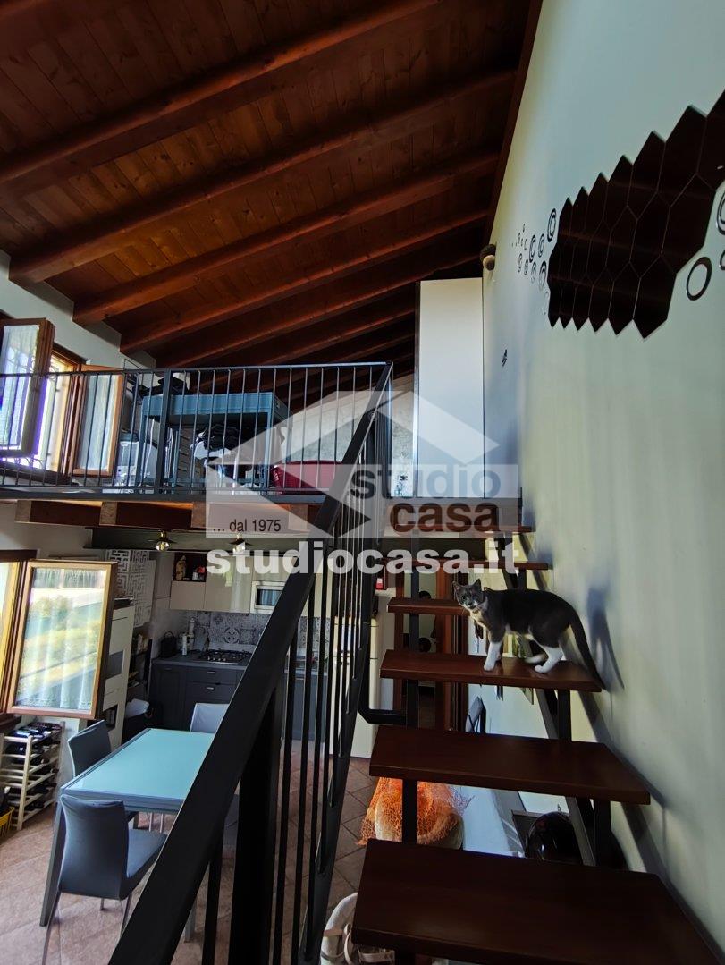 Appartamento in affitto a Castelleone