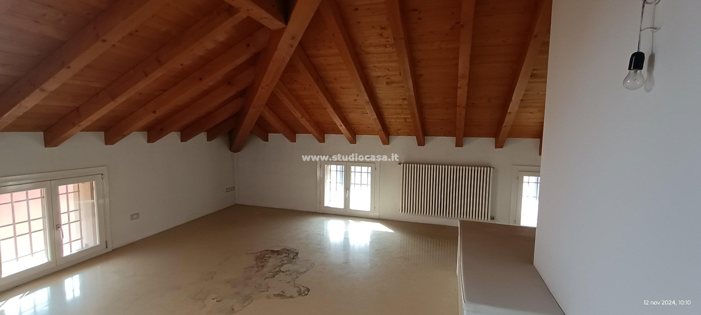 Appartamento in vendita a Castelleone