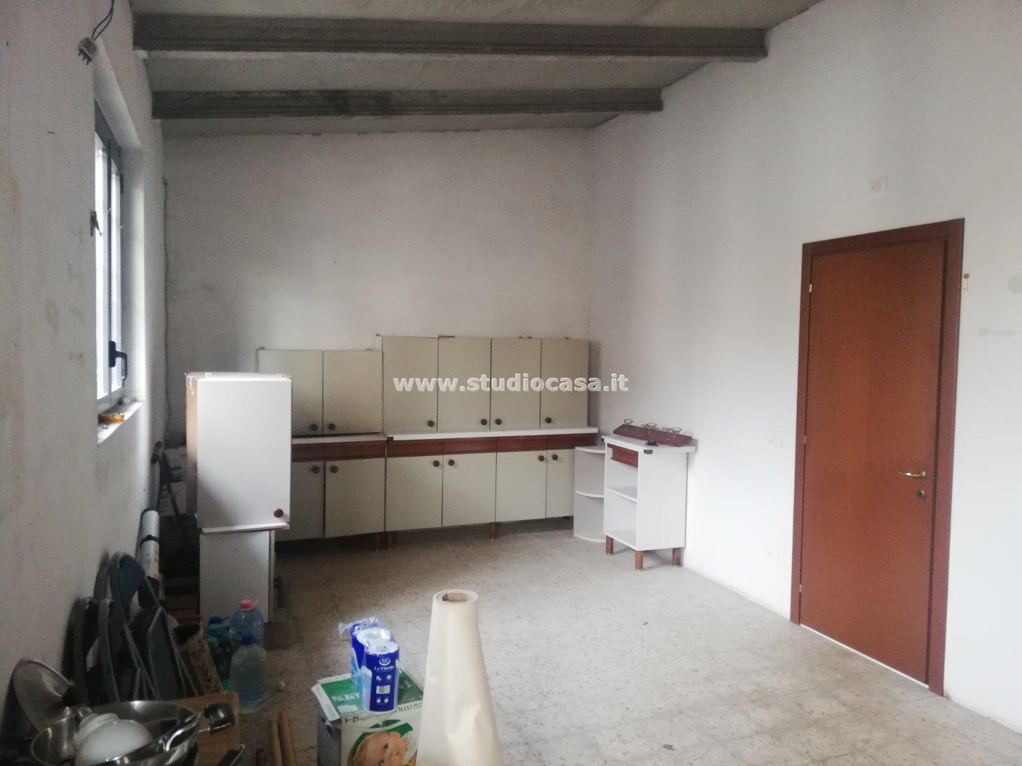 Laboratorio in affitto a Castelleone