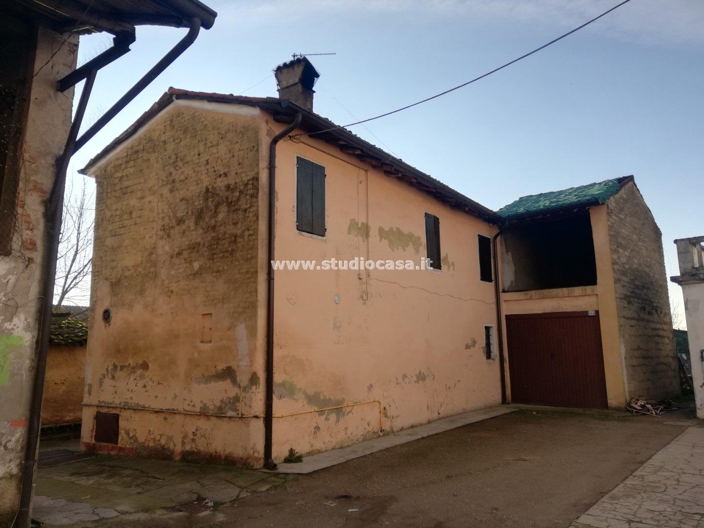 Casa Bifamiliare in vendita a Corte de
