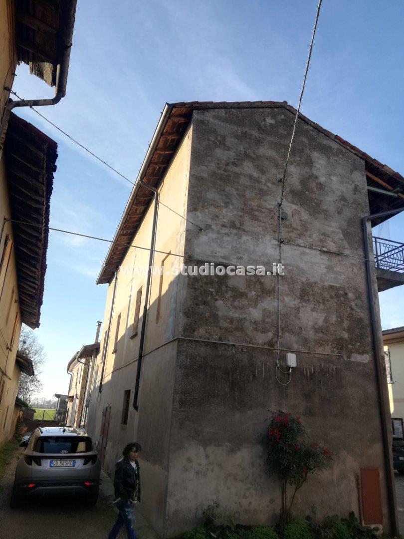 Casa Bifamiliare in vendita a Corte de