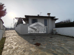 Villa Unifamiliare in vendita a Castelleone