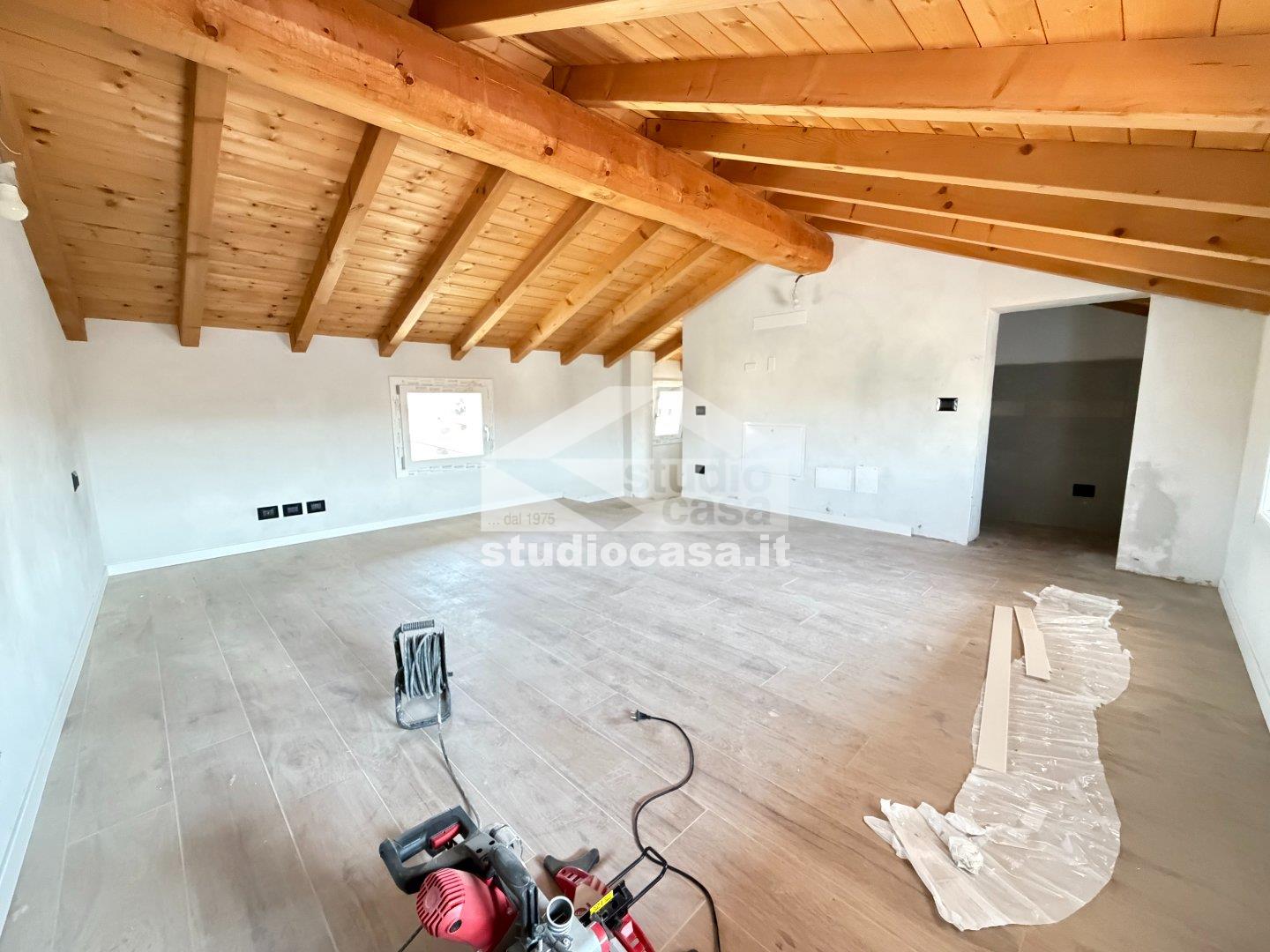 Casa Plurifamiliare in vendita a Crema