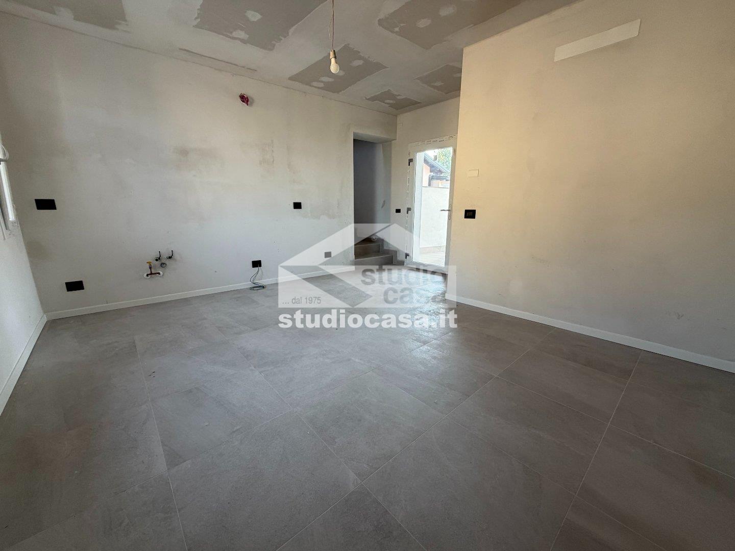 Casa Plurifamiliare in vendita a Crema