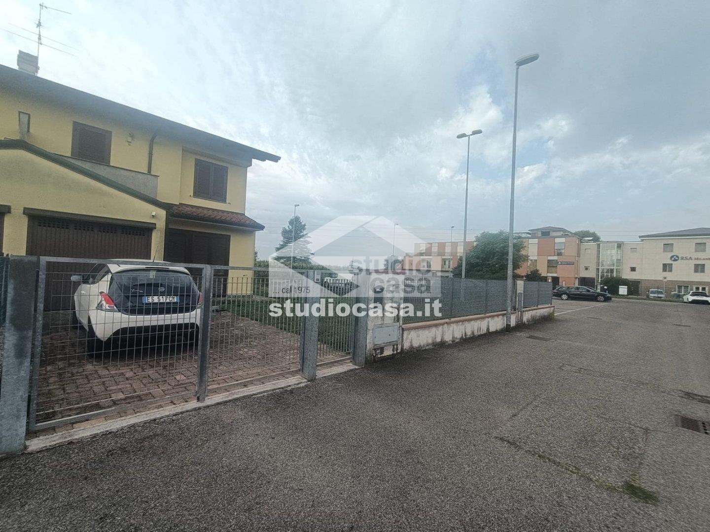 Villa a schiera di testa in vendita a Trigolo