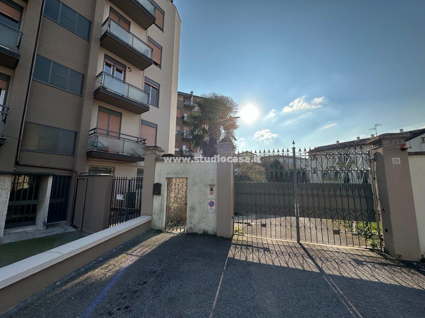 Ufficio in vendita a Crema