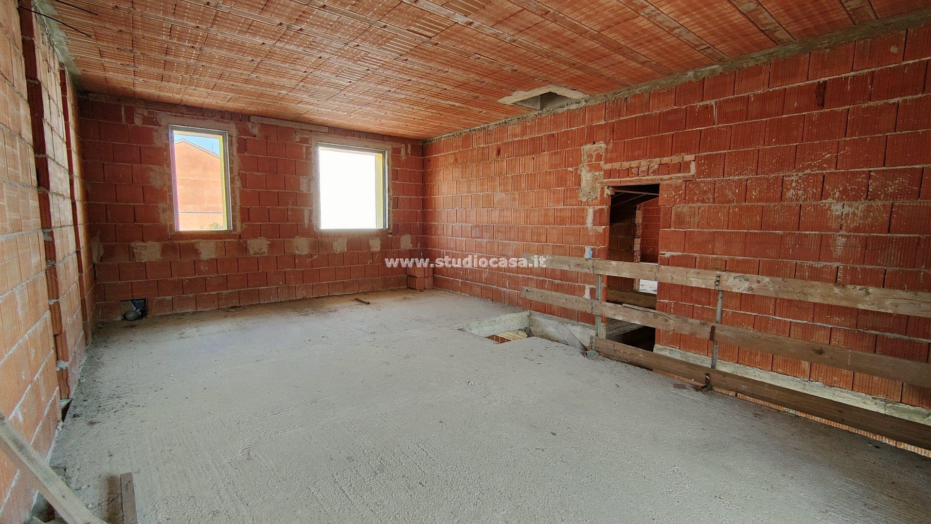 Villa a schiera di testa in vendita a Casaletto Ceredano