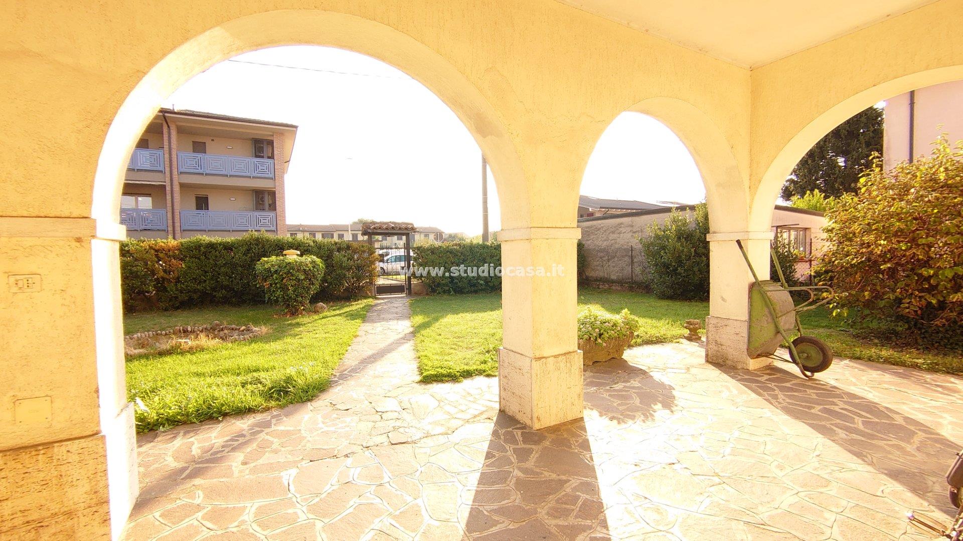 Villa Unifamiliare in vendita a Crema