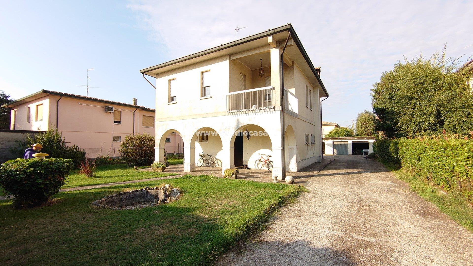 Villa Unifamiliare in vendita a Crema