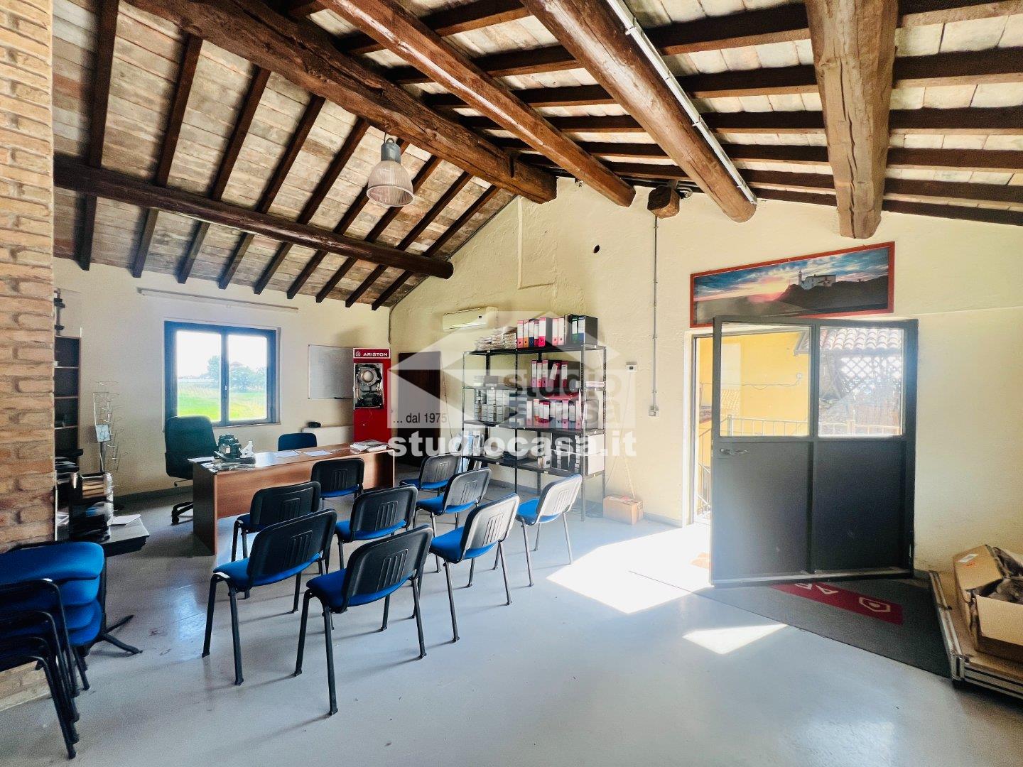 Ufficio in vendita a Vailate