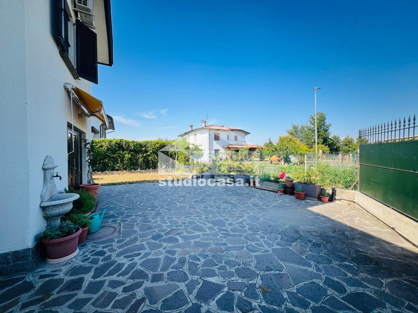 Villa Unifamiliare in vendita a Pianengo