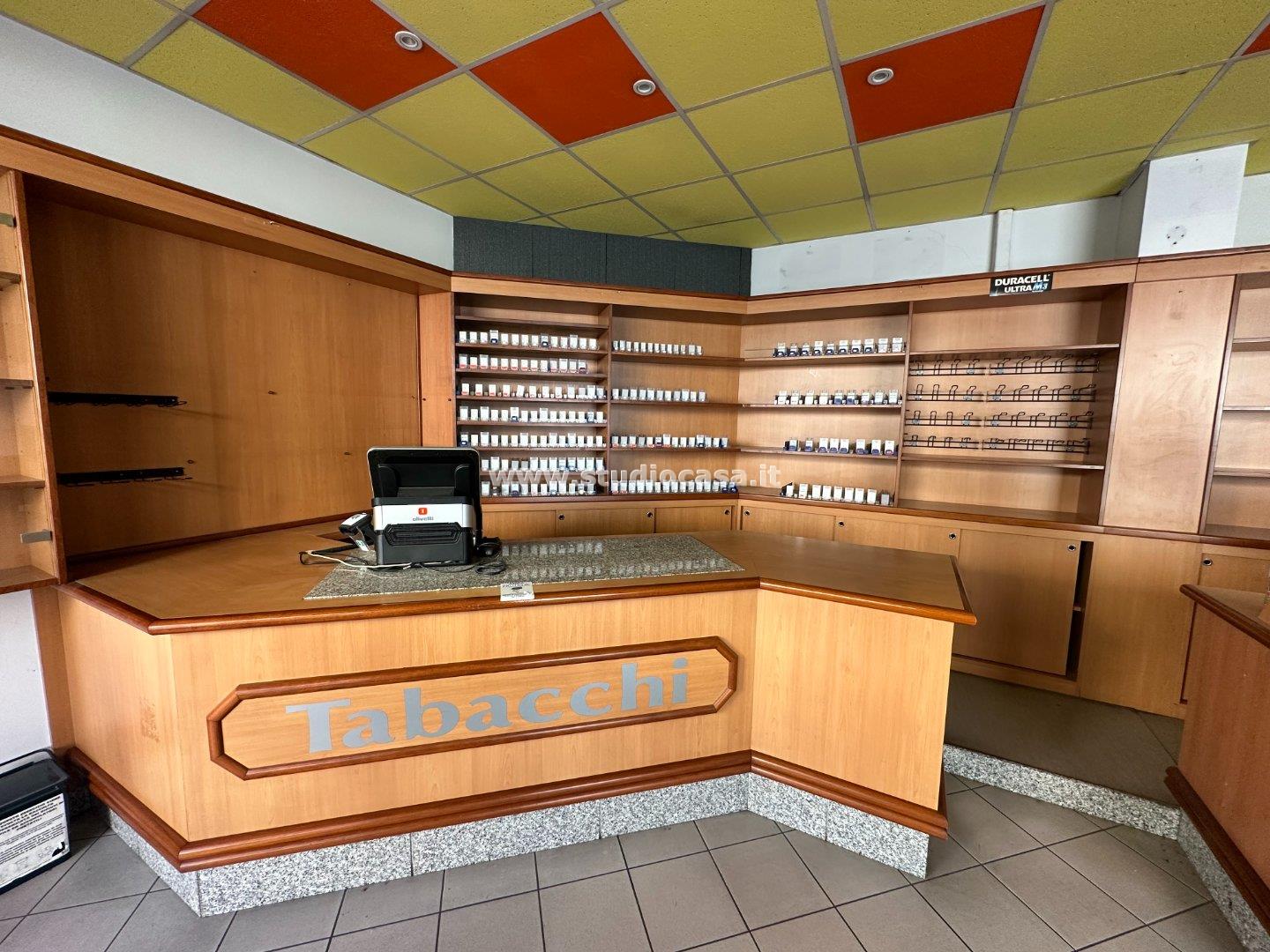 Negozio in vendita a Crema