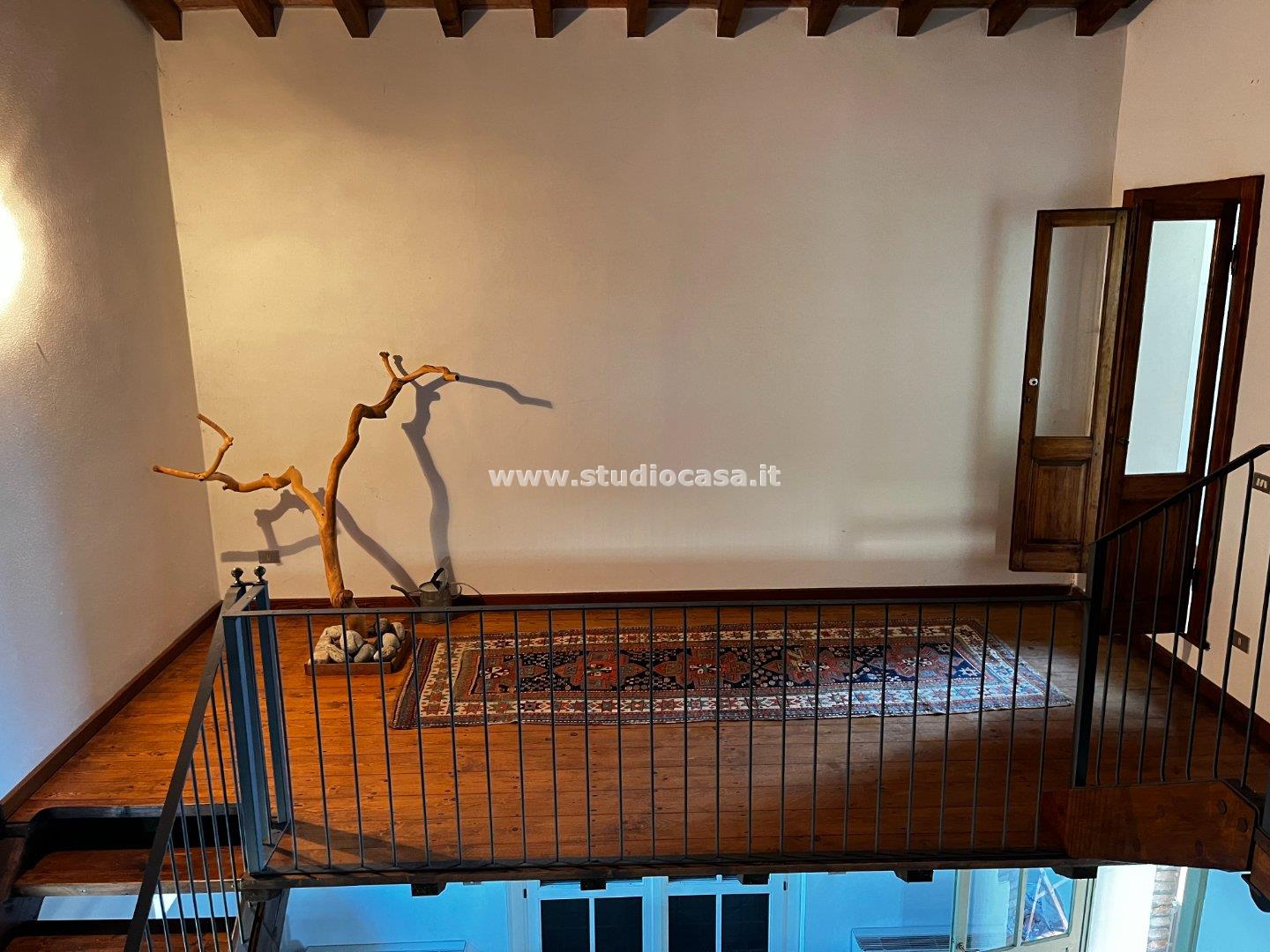 Casale in vendita a Gombito