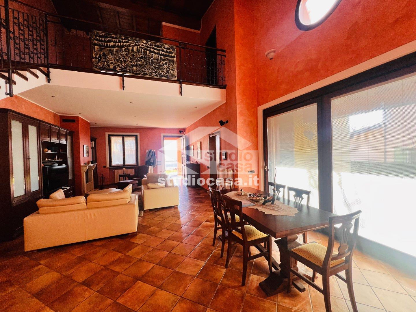 Villa Unifamiliare in vendita a Campagnola Cremasca