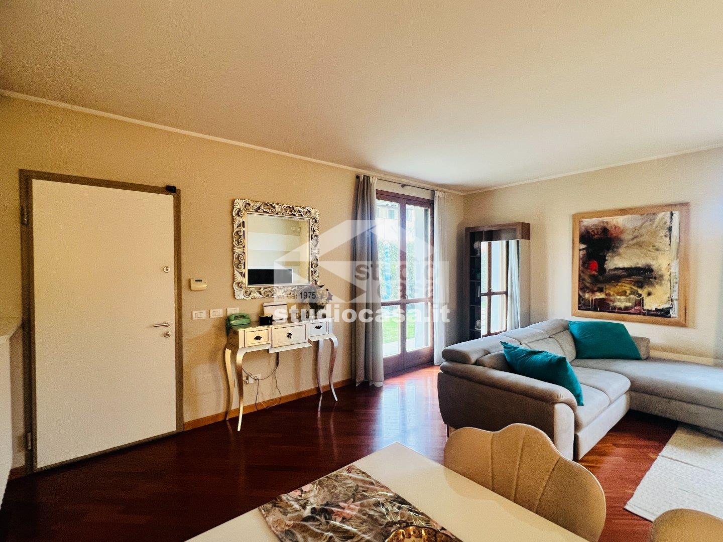 Villa a schiera di testa in vendita a Sergnano