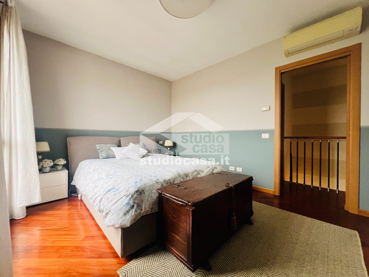 Villa a schiera di testa in vendita a Sergnano