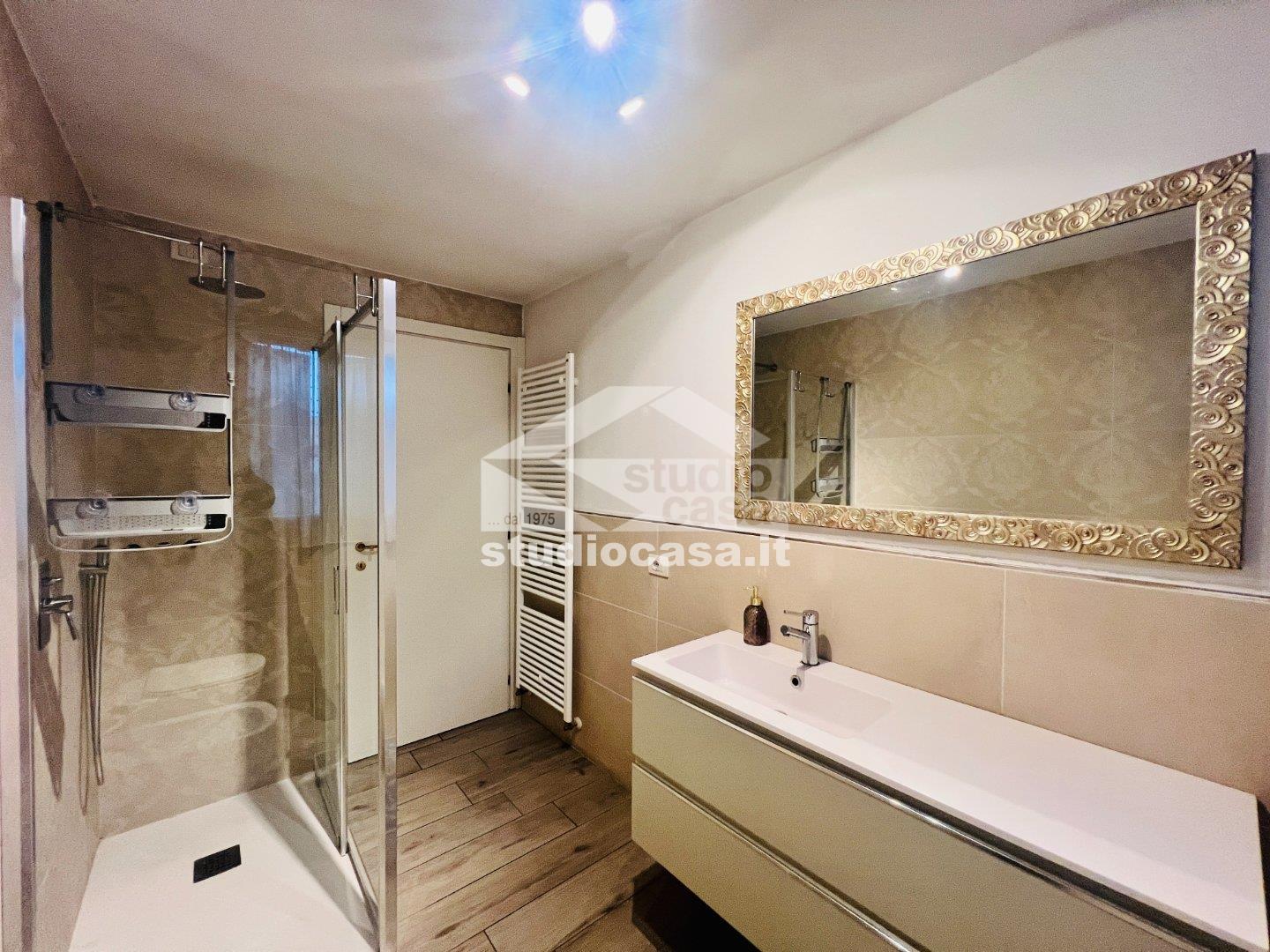 Villa a schiera di testa in vendita a Sergnano