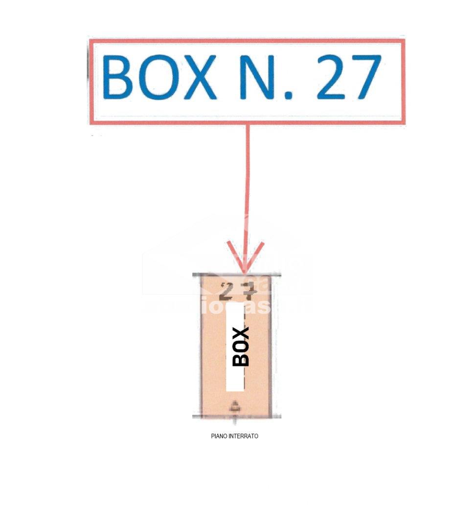 Box / Autorimessa in affitto a Crema