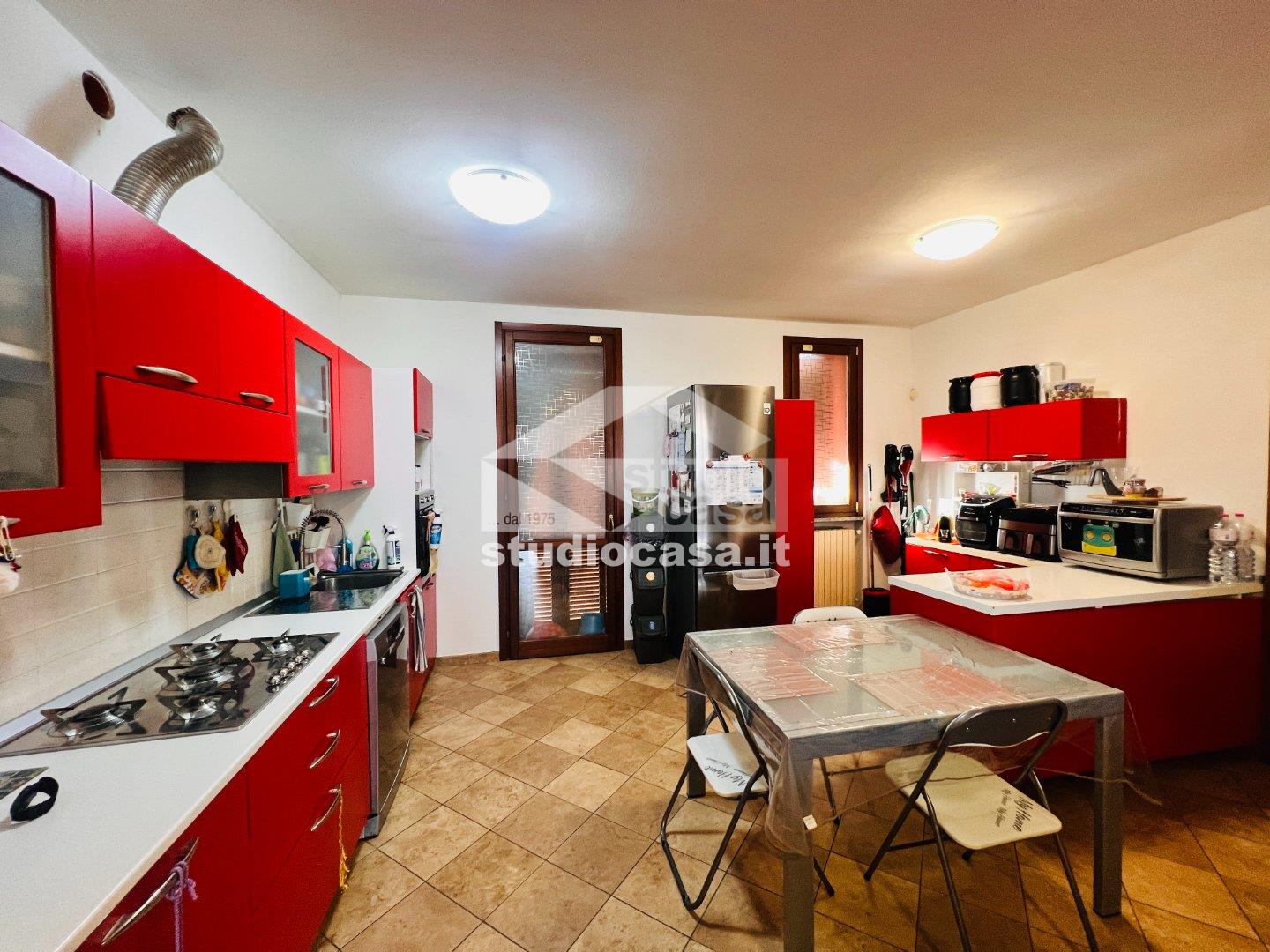 Villa Bifamiliare in vendita a Chieve