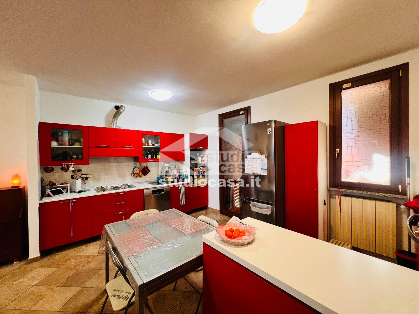 Villa Bifamiliare in vendita a Chieve