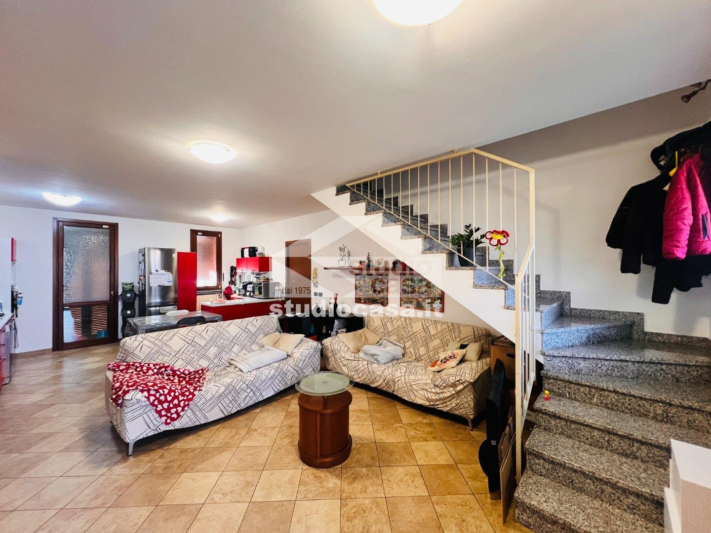 Villa Bifamiliare in vendita a Chieve
