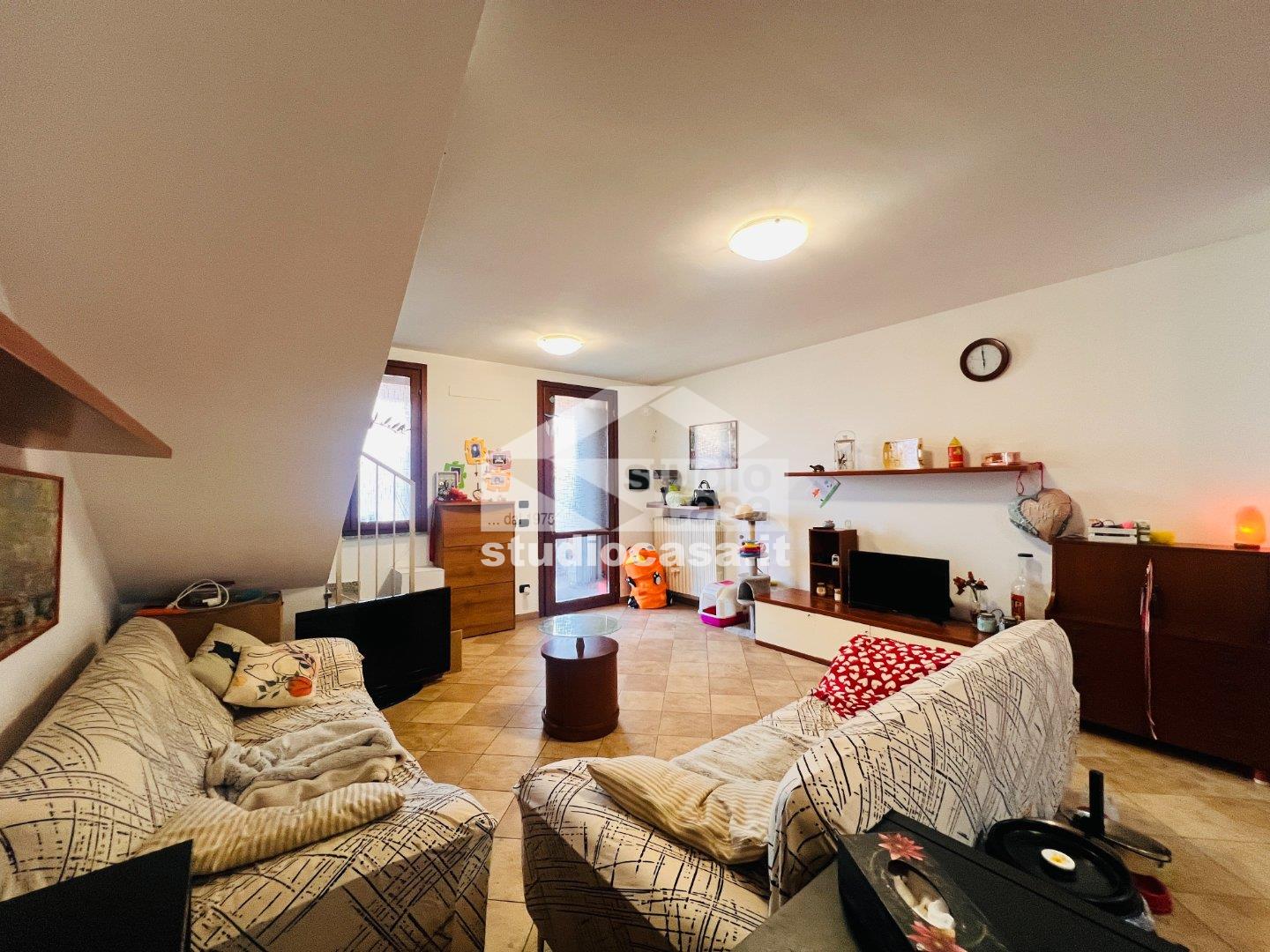 Villa Bifamiliare in vendita a Chieve