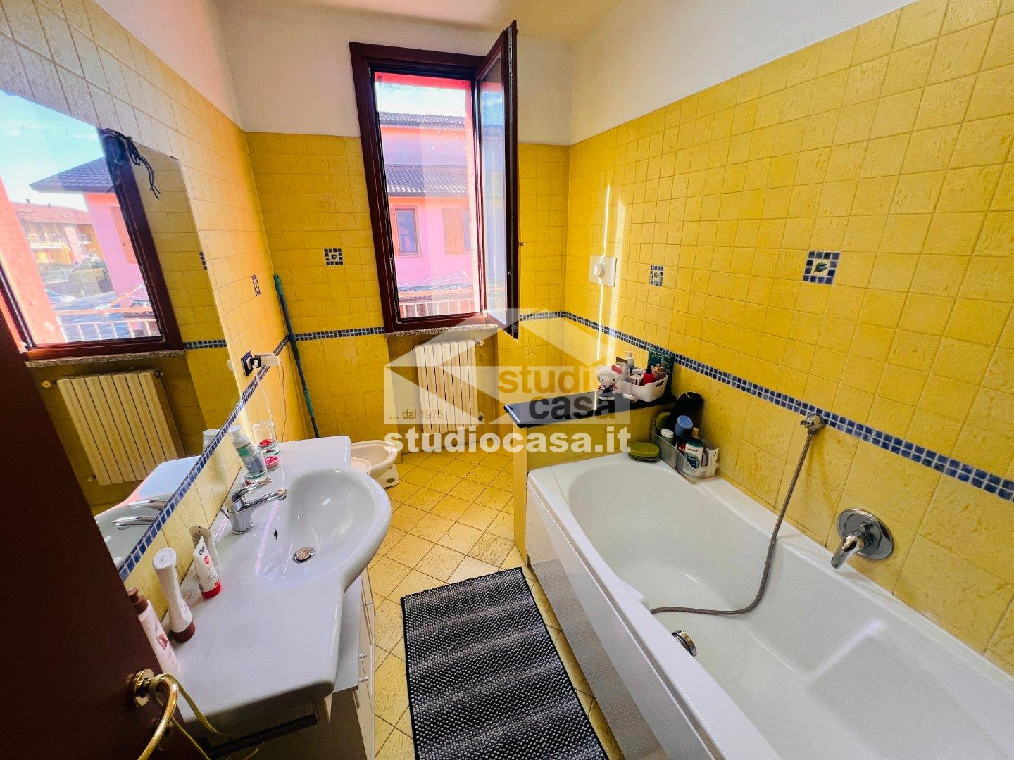 Villa Bifamiliare in vendita a Chieve