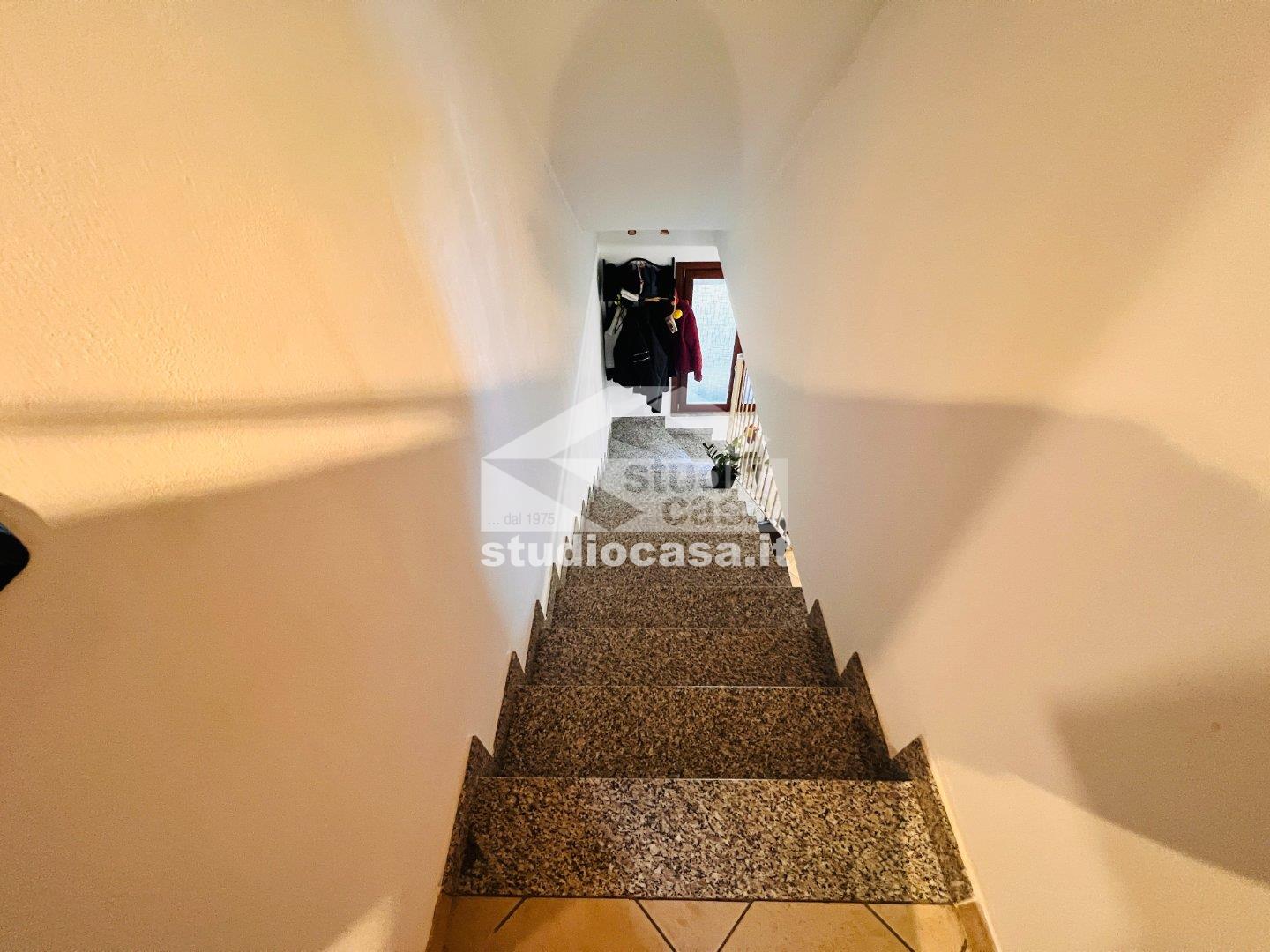 Villa Bifamiliare in vendita a Chieve