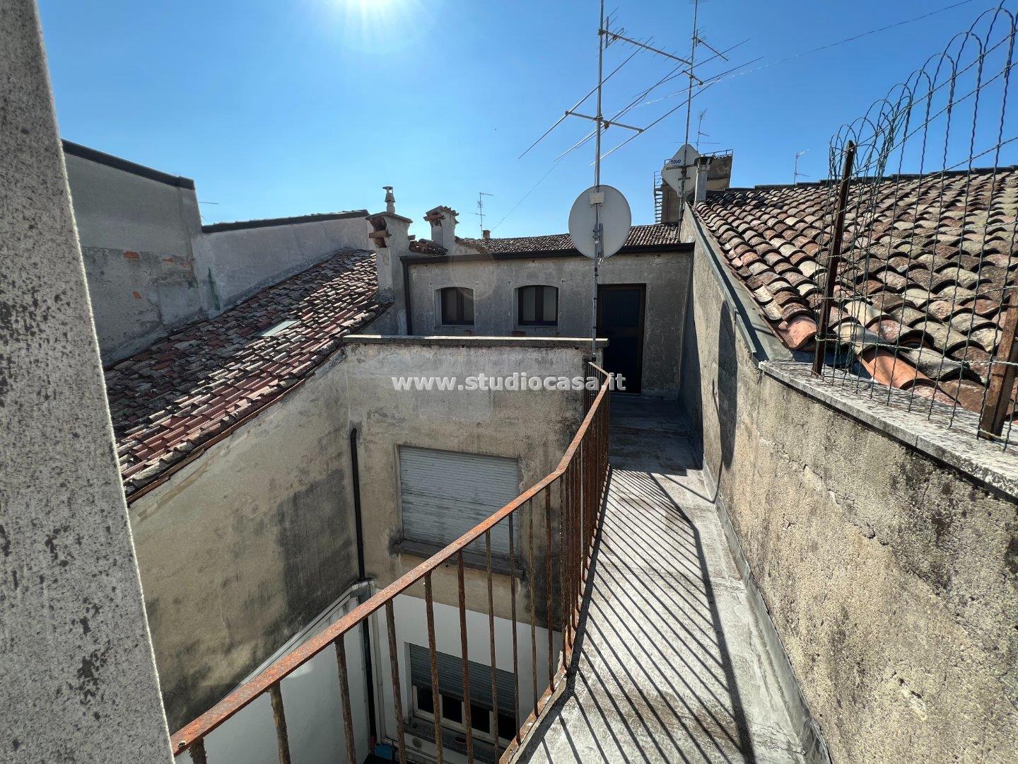 Negozio in vendita a Crema