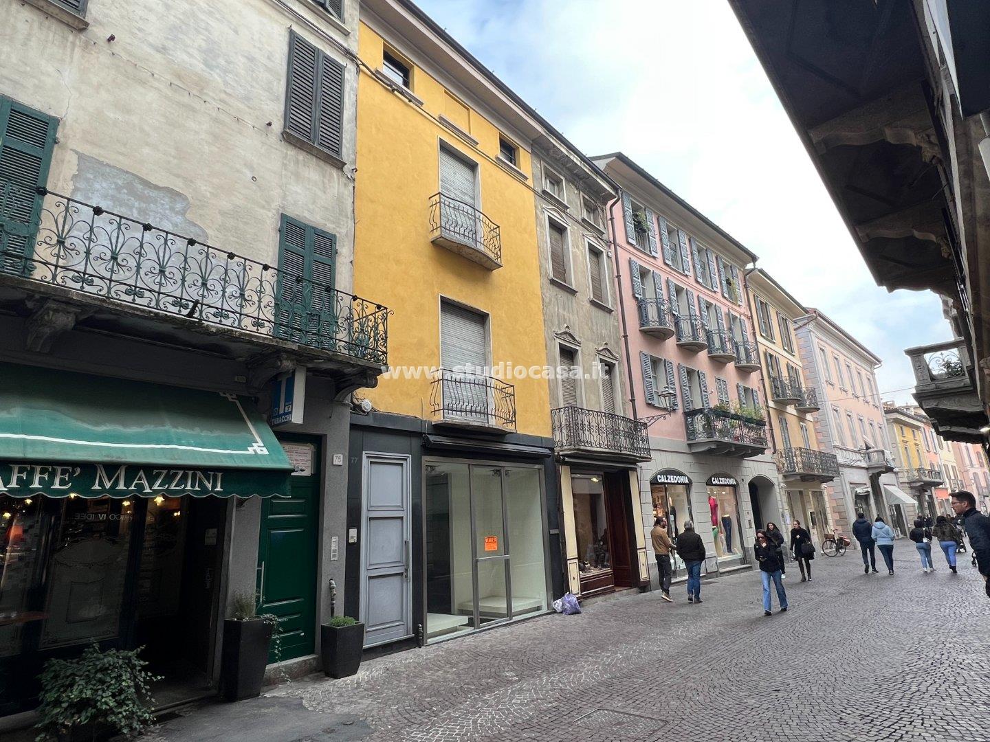 Negozio in vendita a Crema