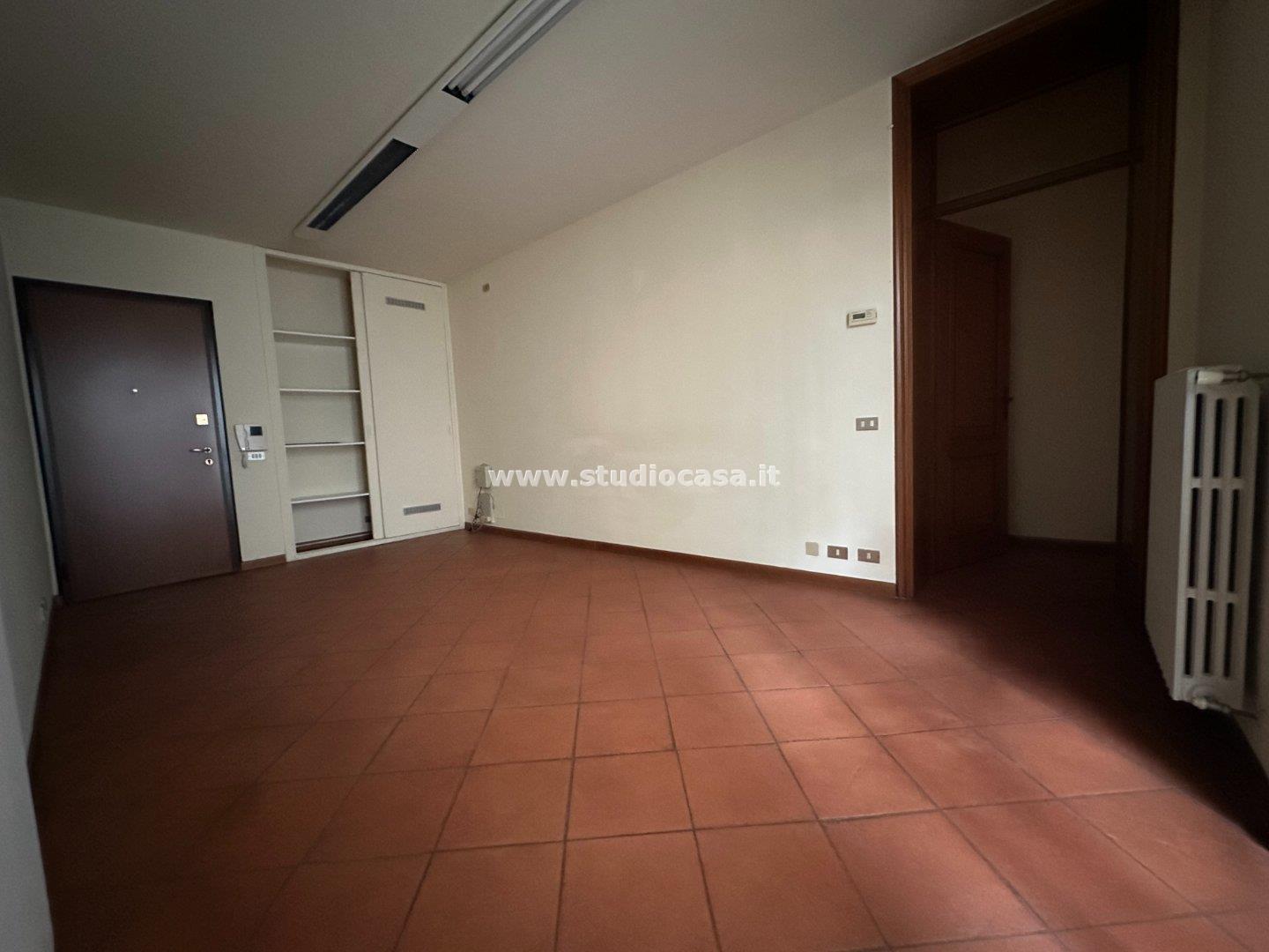 Ufficio in vendita a Crema