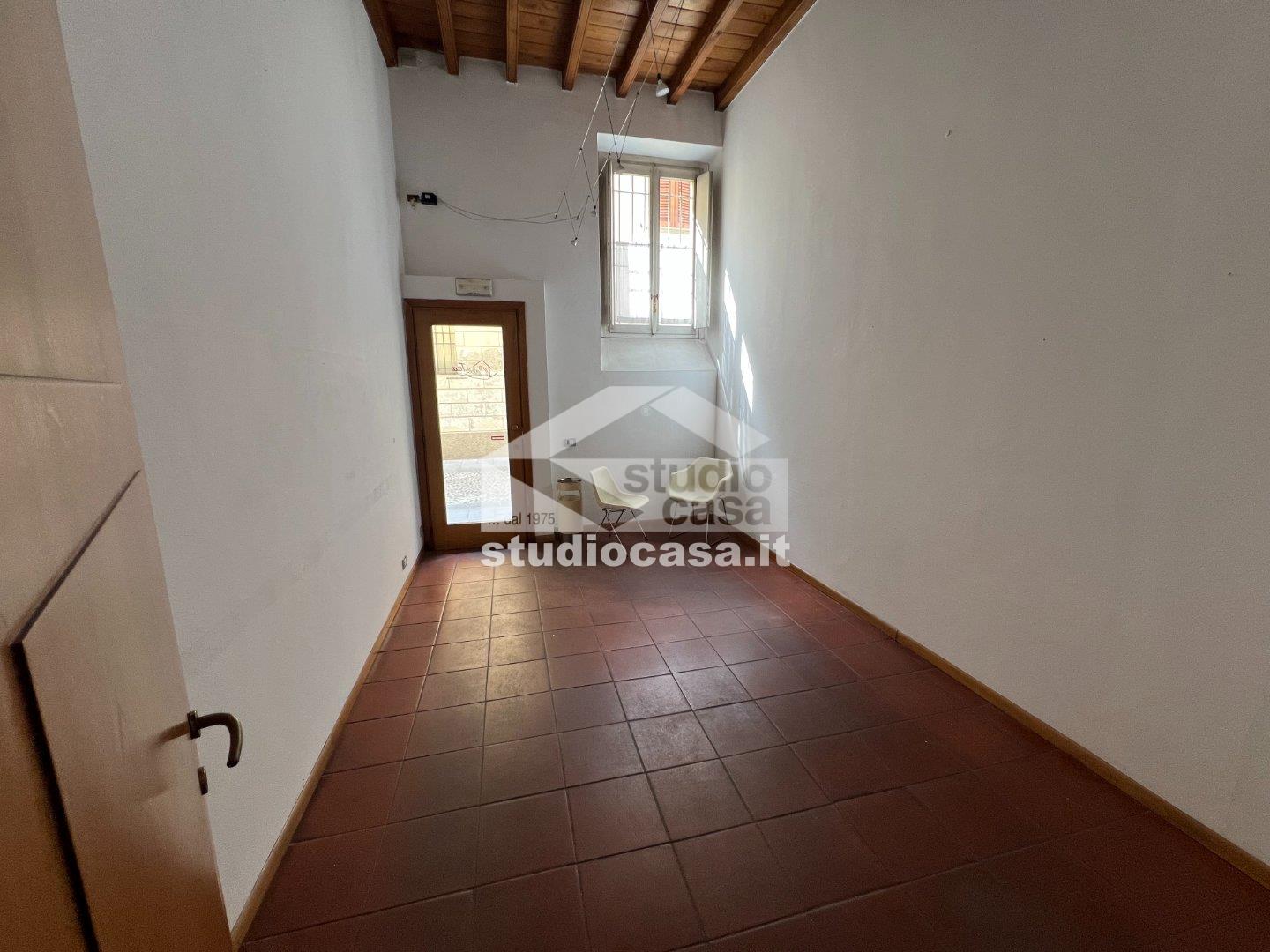 Ufficio in vendita a Crema