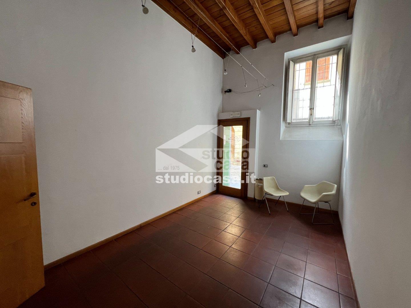 Ufficio in vendita a Crema