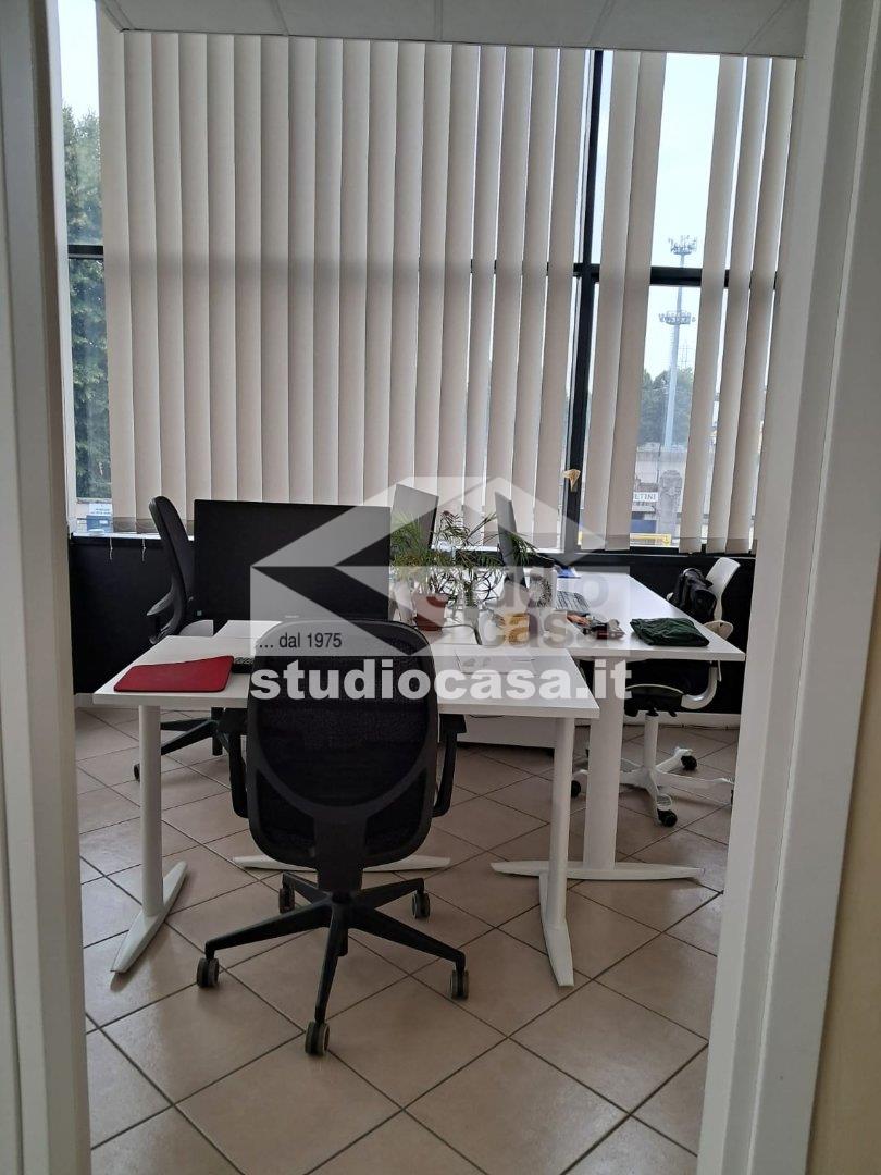 Ufficio in affitto a Crema