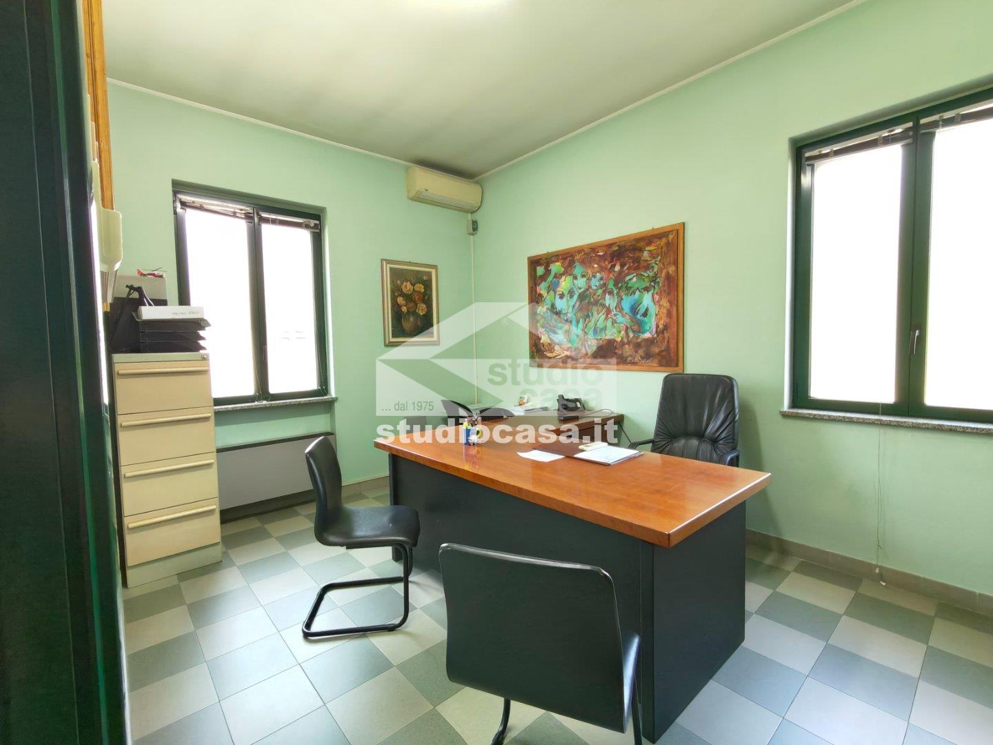 Studio in affitto a Crema