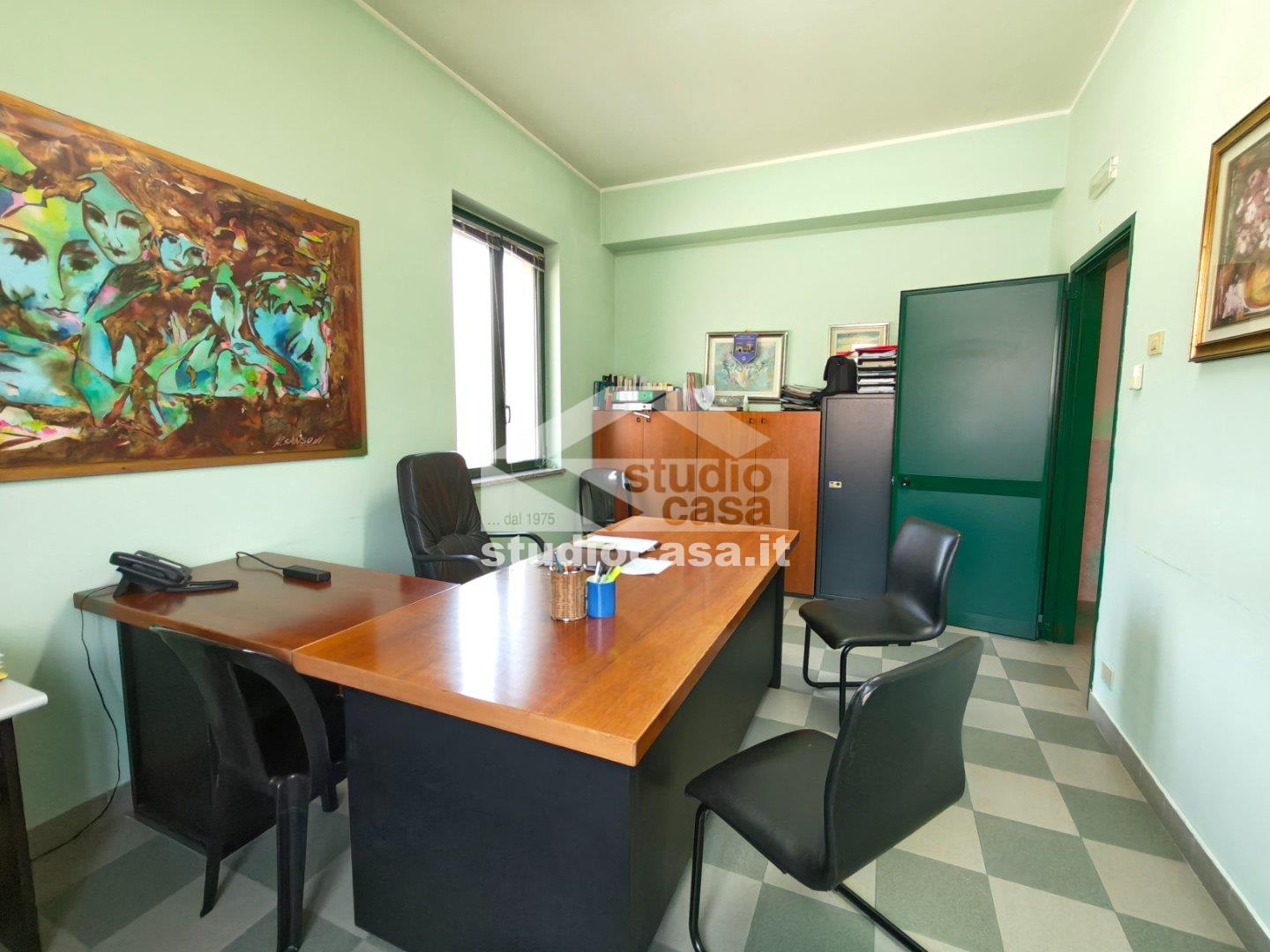 Studio in affitto a Crema