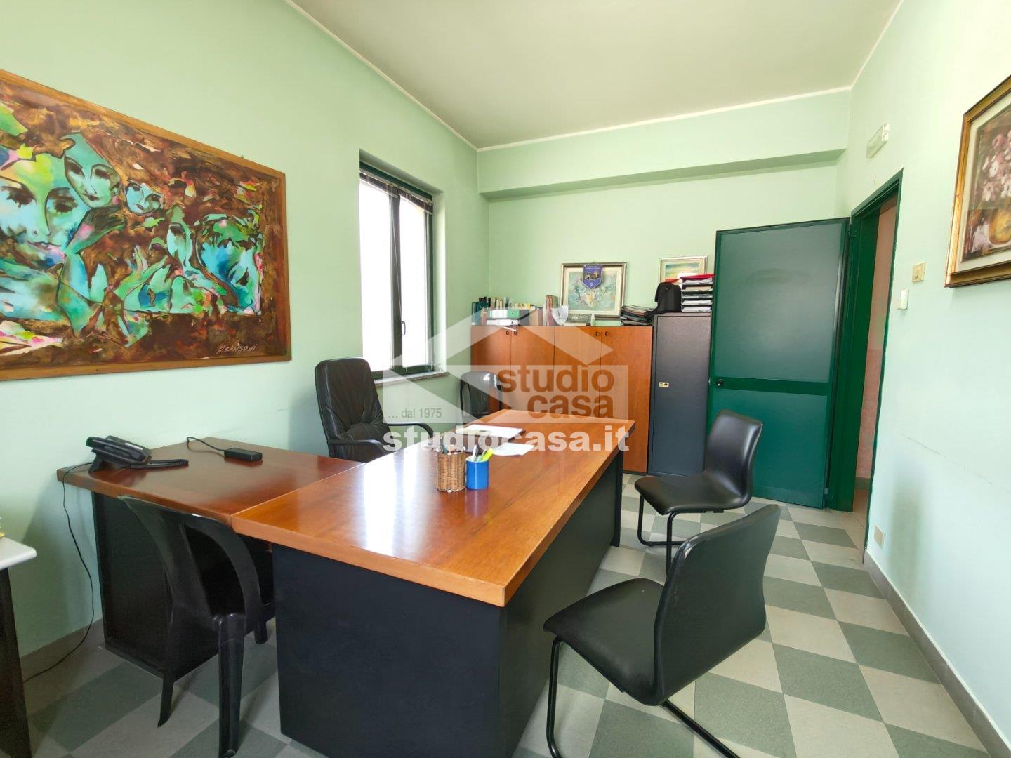 Studio in affitto a Crema