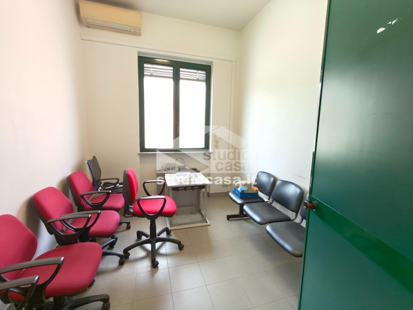 Studio in affitto a Crema