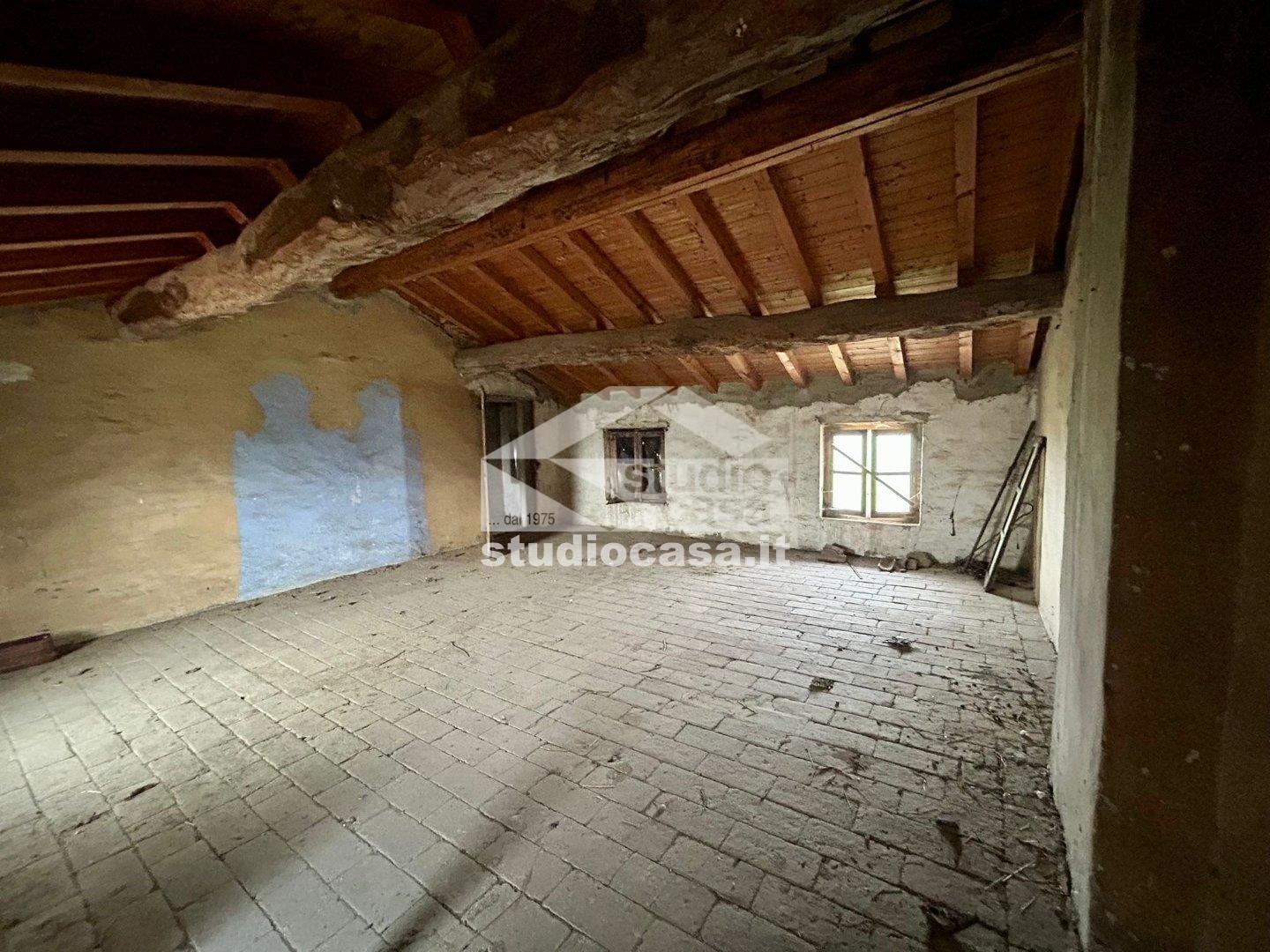 Cascina in vendita a Crema
