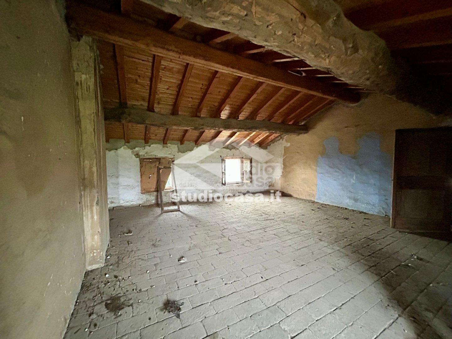 Cascina in vendita a Crema