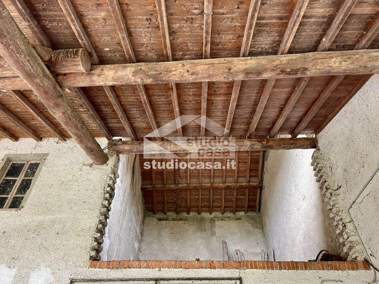 Cascina in vendita a Crema