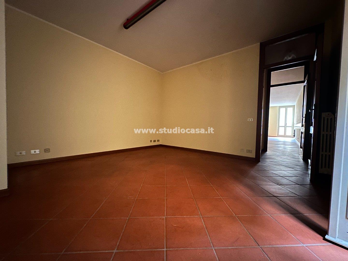 Ufficio in vendita a Crema