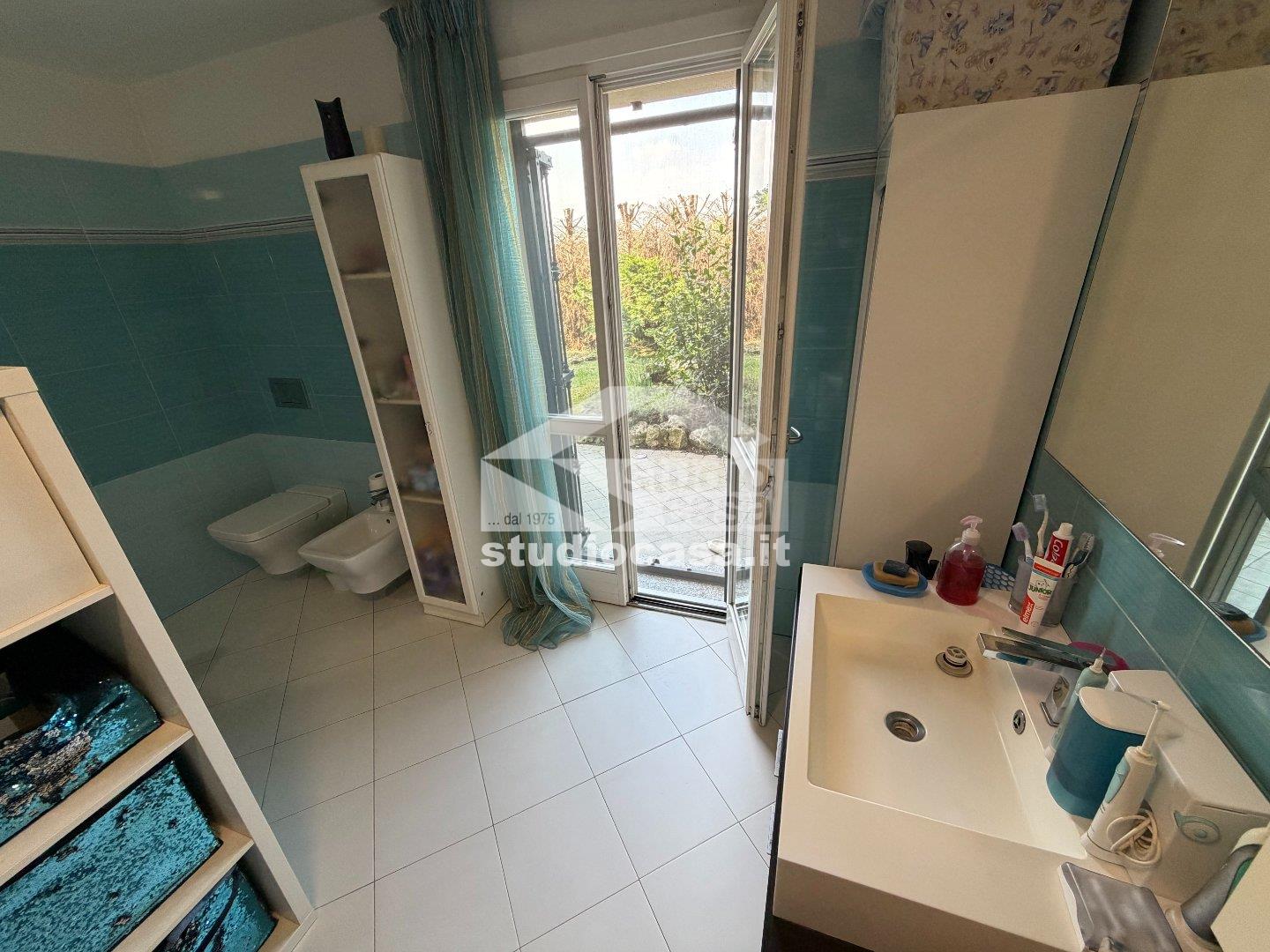 Villa Bifamiliare in vendita a Torlino Vimercati