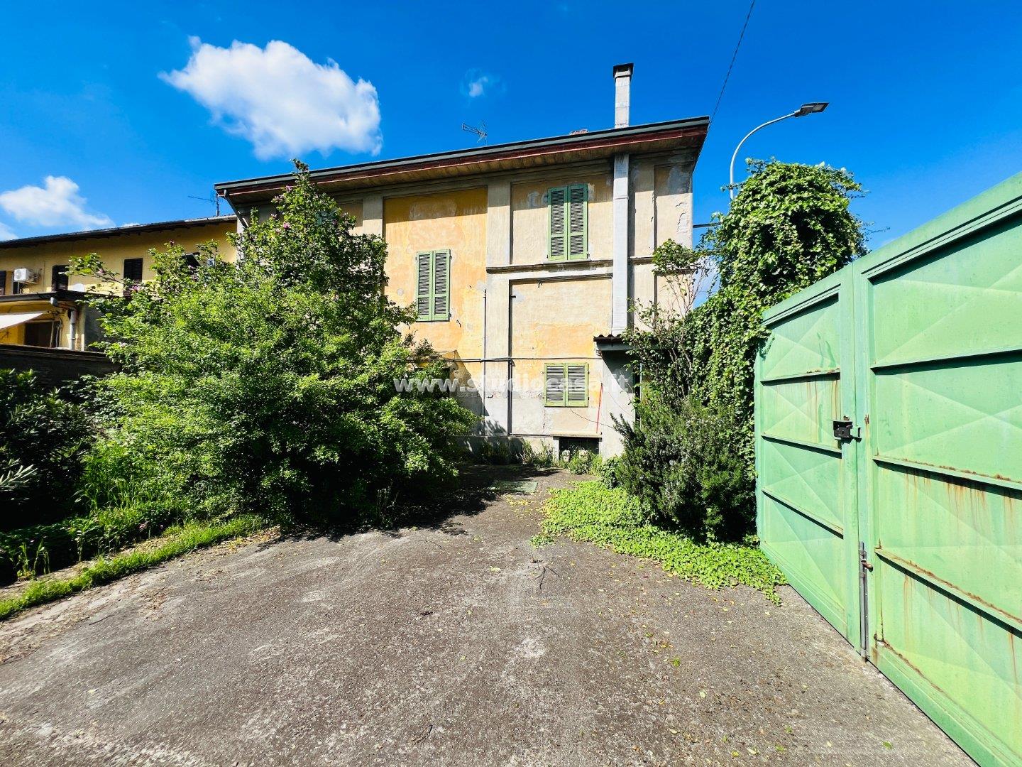 Villa Unifamiliare in vendita a Casalbuttano ed Uniti