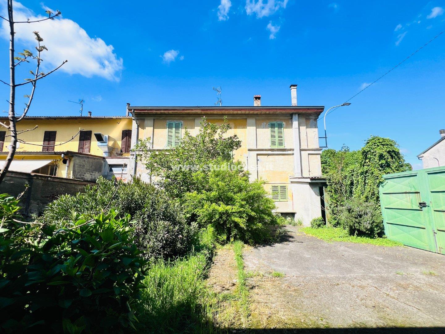 Villa Unifamiliare in vendita a Casalbuttano ed Uniti